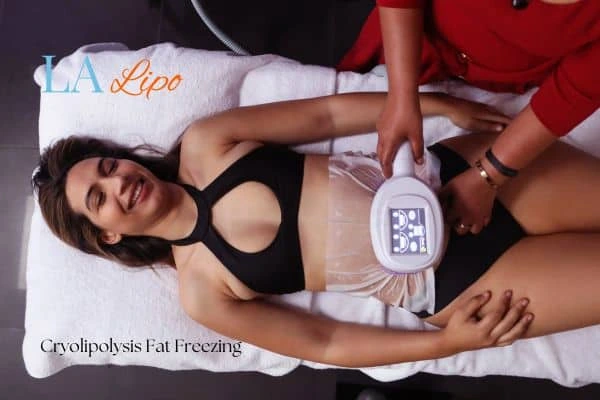 woman getting cryolipolysis Leigh-on-Sea